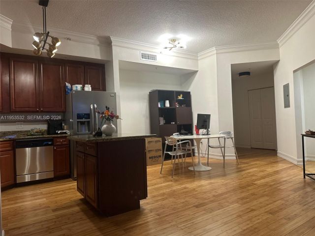 Apartment for rent  Unit #119 - photo 7449078