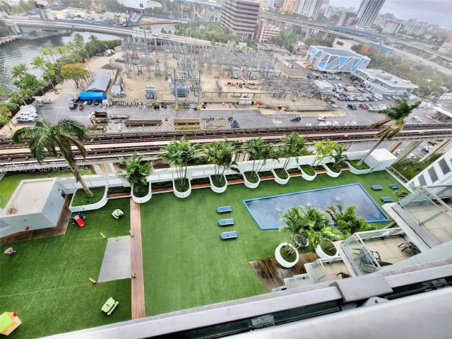 1-bedroom condo for rent in Miami - 92 SW 3rd St 1808 - MondialRealty