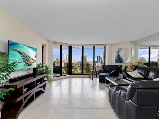 2-bedroom condo for sale in Hallandale Beach - 300 Three Islands Blvd 417 - MondialRealty