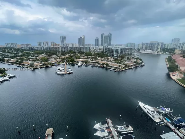 2-bedroom condo for sale in Hallandale Beach - 300 Three Islands Blvd 417 - MondialRealty