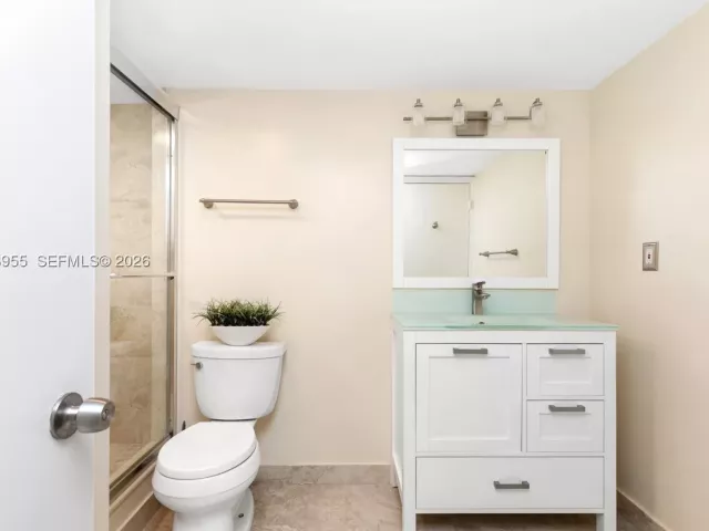 2-bedroom condo for sale in Hallandale Beach - 300 Three Islands Blvd 417 - MondialRealty