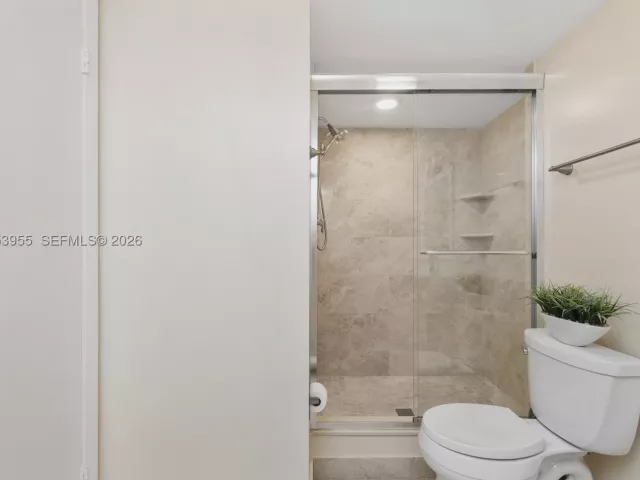 2-bedroom condo for sale in Hallandale Beach - 300 Three Islands Blvd 417 - MondialRealty