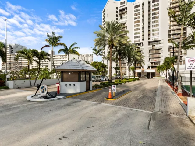 2-bedroom condo for sale in Hallandale Beach - 300 Three Islands Blvd 417 - MondialRealty