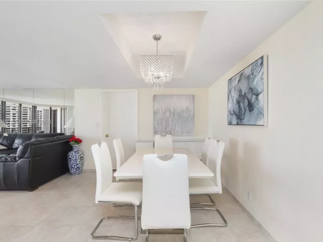 2-bedroom condo for sale in Hallandale Beach - 300 Three Islands Blvd 417 - MondialRealty
