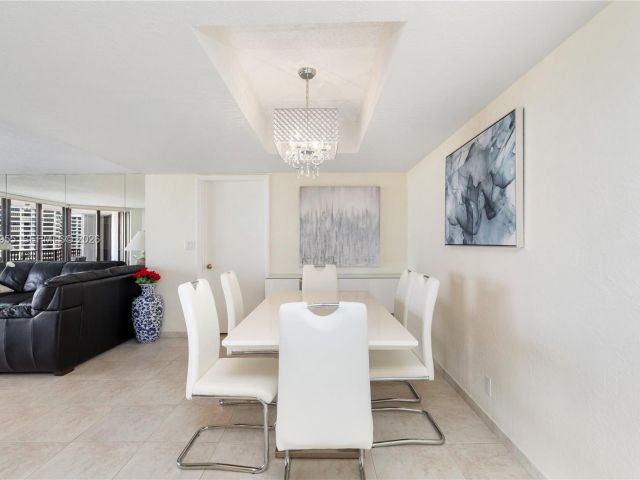 Apartment for sale  Unit #417 - photo 7264679