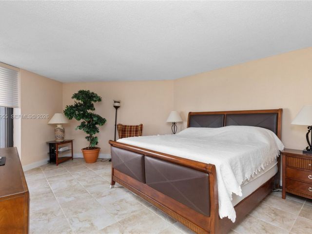 Apartment for sale  Unit #417 - photo 7264685