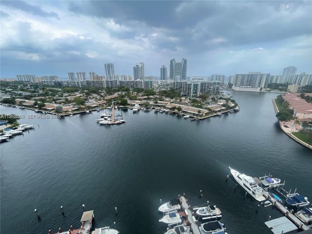 Apartment for sale  Unit #417 - photo 7264691