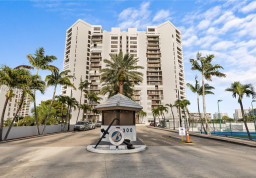 Apartment #417 at Anchor Bay