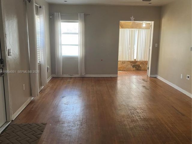 Home for rent at 6 Farrey Ln - photo 7274588