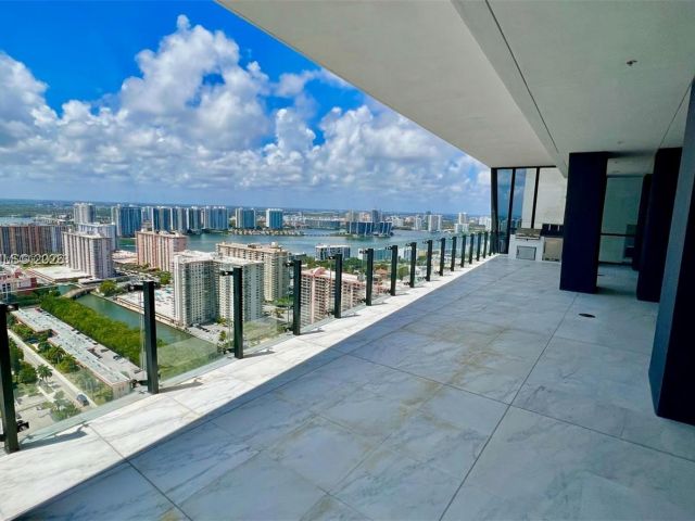 Apartment for rent  Unit #3102 - photo 7264630