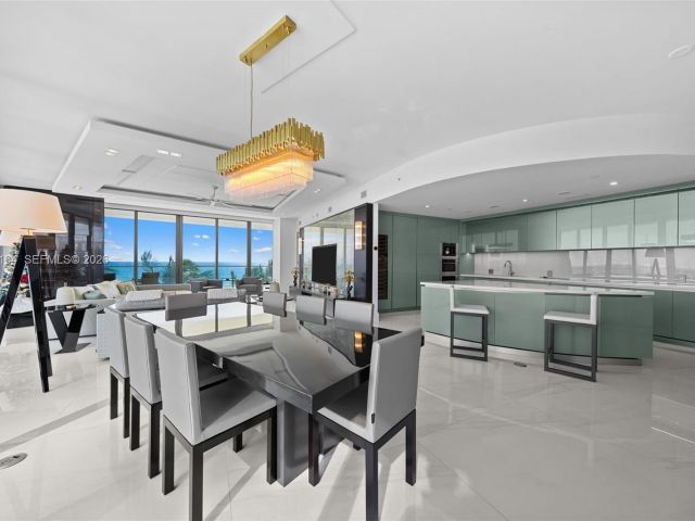 Apartment for sale  Unit #400 - photo 7339487