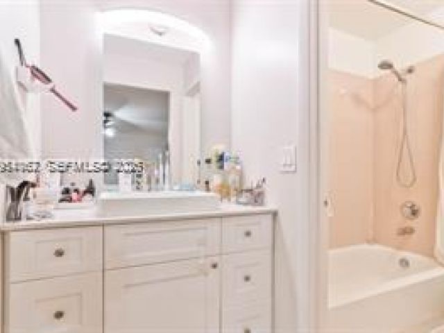 Home for rent at 12152 SW 49th Ct - photo 7430467