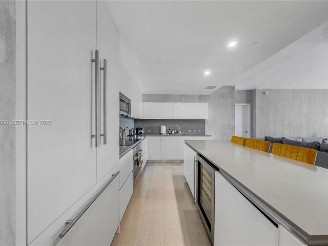 Apartment for sale  Unit #3309 - photo 7278889