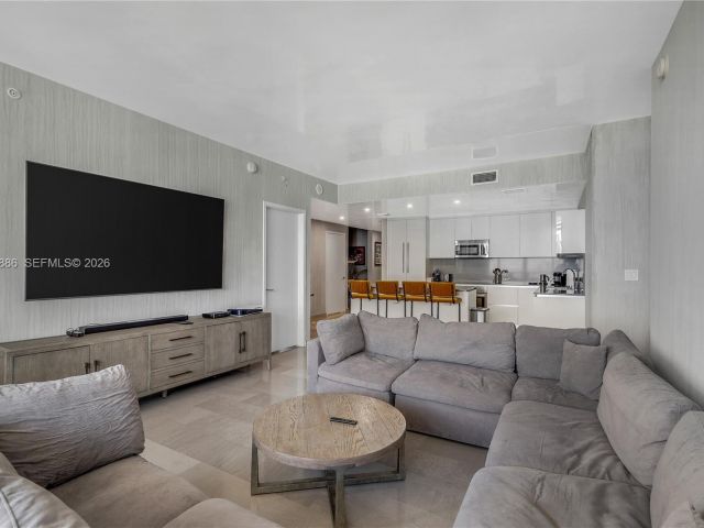 Apartment for sale  Unit #3309 - photo 7278892