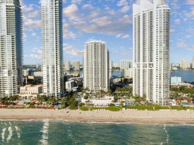 condo for sale in Sunny Isles Beach - 18001 Collins Ave 1111 - MondialRealty