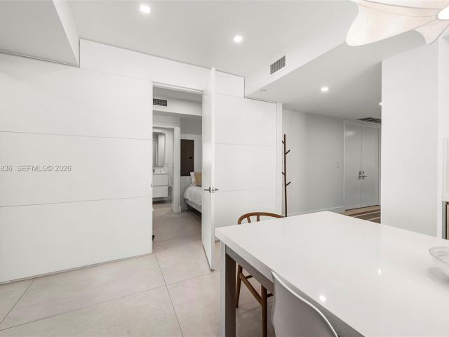 Apartment for rent  Unit #901 - photo 7267552