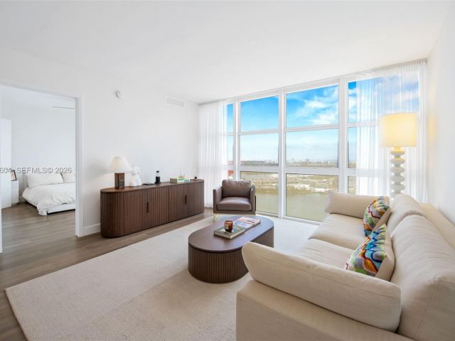 Apartment for sale  Unit #3904 - photo 7266549