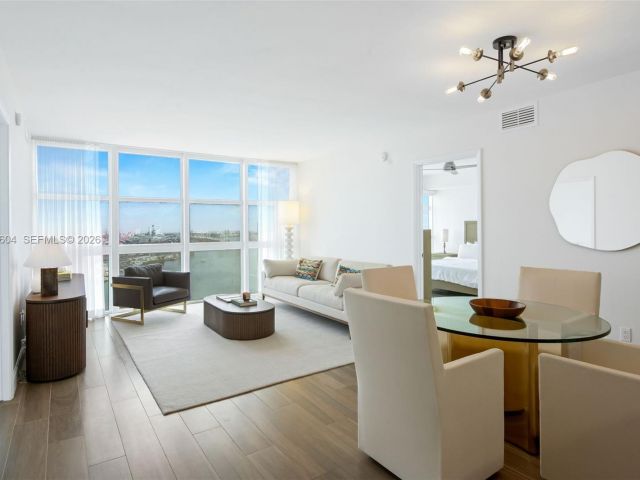 Apartment for sale  Unit #3904 - photo 7266550