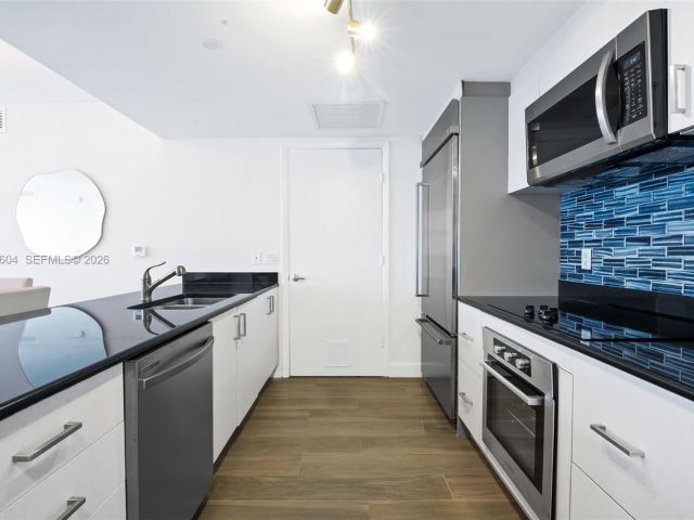 Apartment for sale  Unit #3904 - photo 7266554