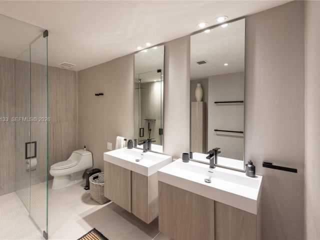 Apartment for rent  Unit #306 - photo 7267195