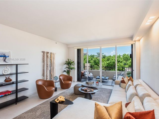 Apartment for rent  Unit #306 - photo 7267205