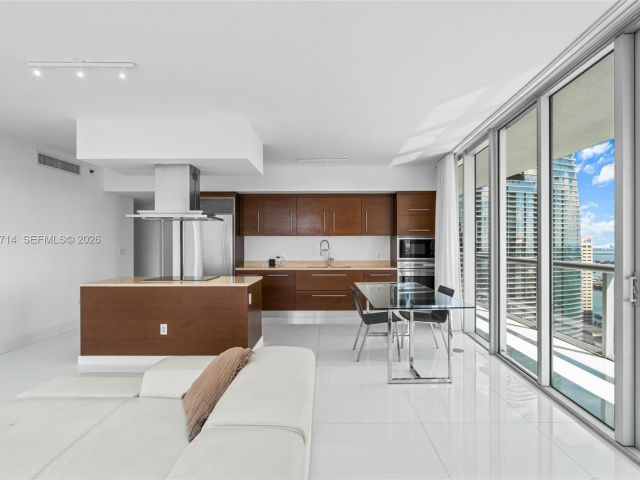 Apartment for sale  Unit #4410 - photo 7265963