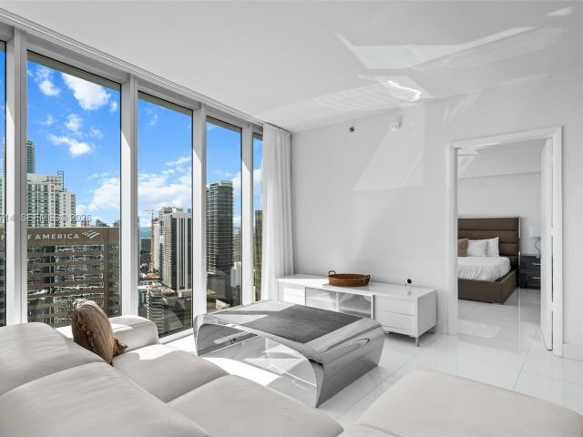 Apartment for sale  Unit #4410 - photo 7265965