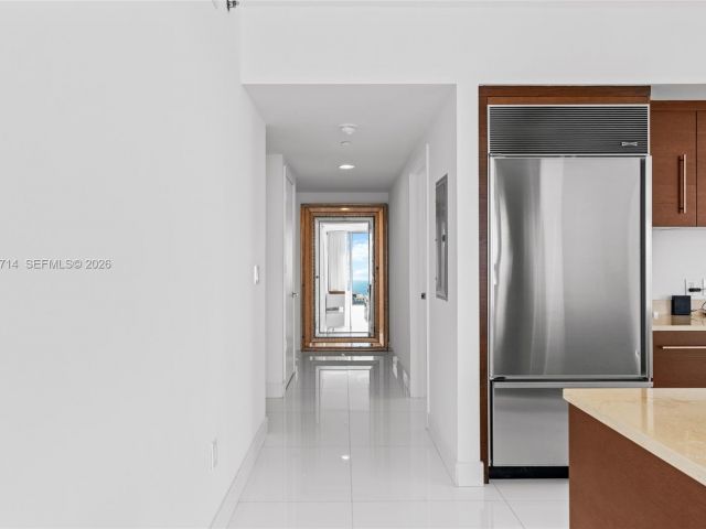 Apartment for sale  Unit #4410 - photo 7265970