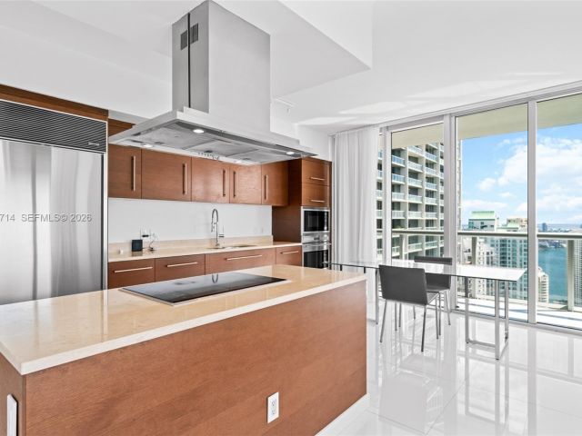 Apartment for sale  Unit #4410 - photo 7265971