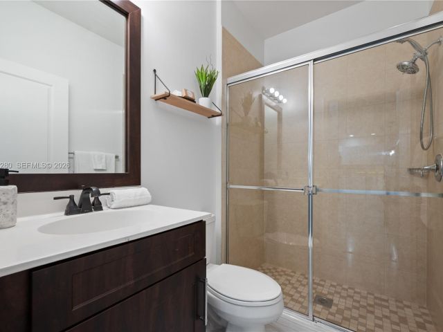 Home for sale at 4184 Cascada Cir - photo 7266685