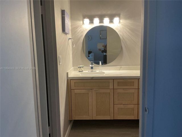 Apartment for rent  Unit #533 - photo 7432612