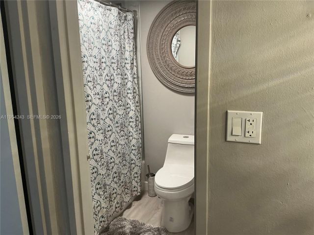 Apartment for rent  Unit #533 - photo 7432616