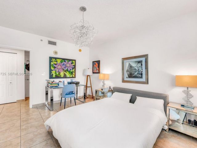 Apartment for sale  Unit #2310 - photo 7269893