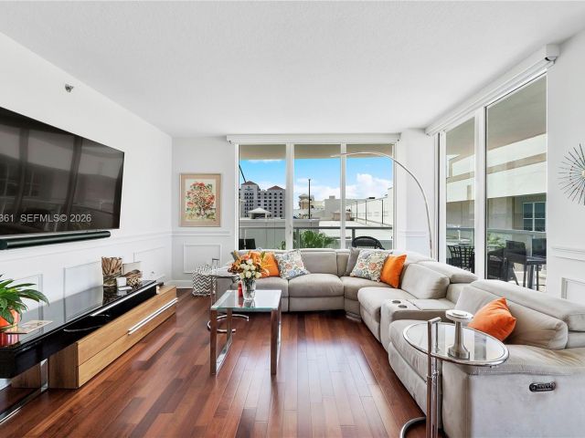 Apartment for sale  Unit #604 - photo 7268166