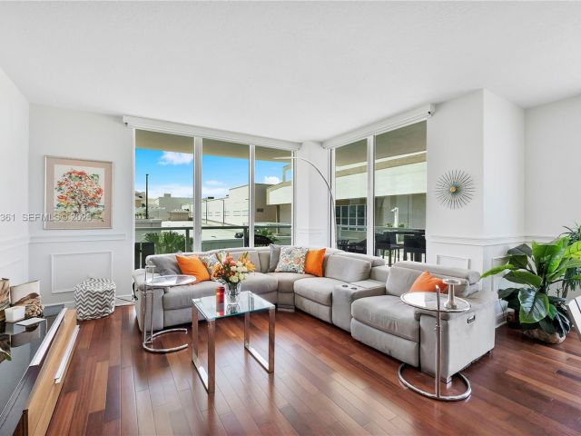 Apartment for sale  Unit #604 - photo 7268167