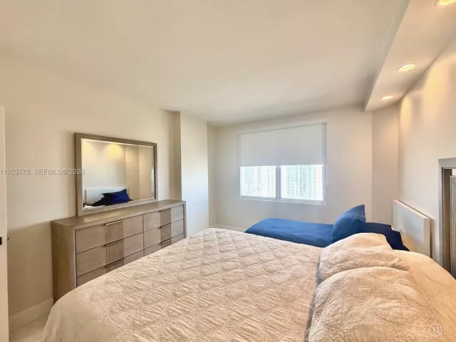 2-bedroom condo for rent in Hallandale Beach - 1985 S Ocean Dr 22P - MondialRealty