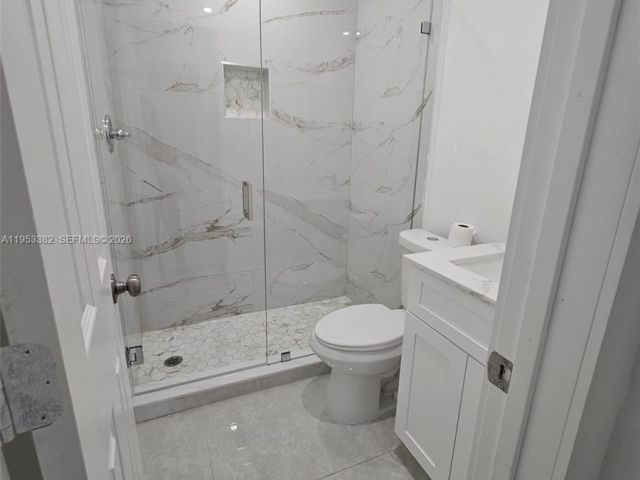 3-bedroom home for rent in Fort Lauderdale - 2488 SW 6th Ct 0 - MondialRealty