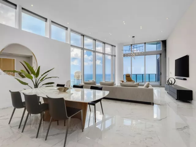 3-bedroom condo for rent in Sunny Isles Beach - 15701 Collins Ave 4701 - MondialRealty
