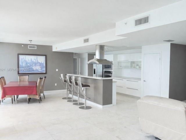 Apartment for sale  Unit #1112 - photo 7267164