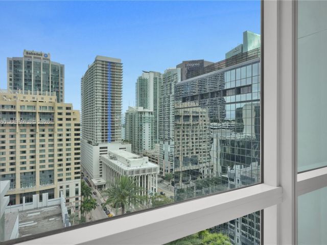 Apartment for rent  Unit #1802 - photo 7270342