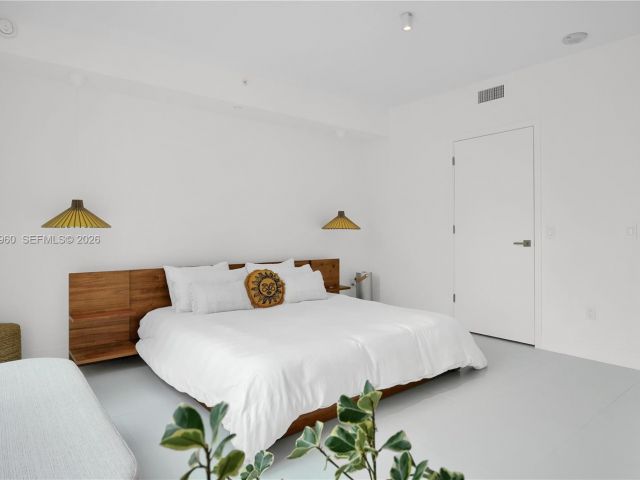 Apartment for rent  Unit #1802 - photo 7270358