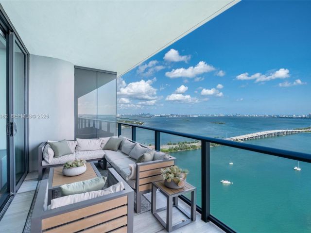 Apartment for sale  Unit #3605 - photo 7267824