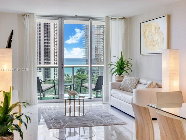 Apartment for rent  Unit #1419 - photo 7267631