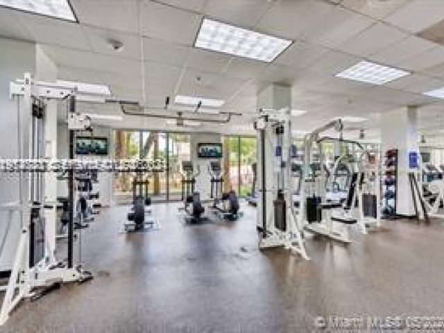 Apartment for rent  Unit #511 - photo 7432079