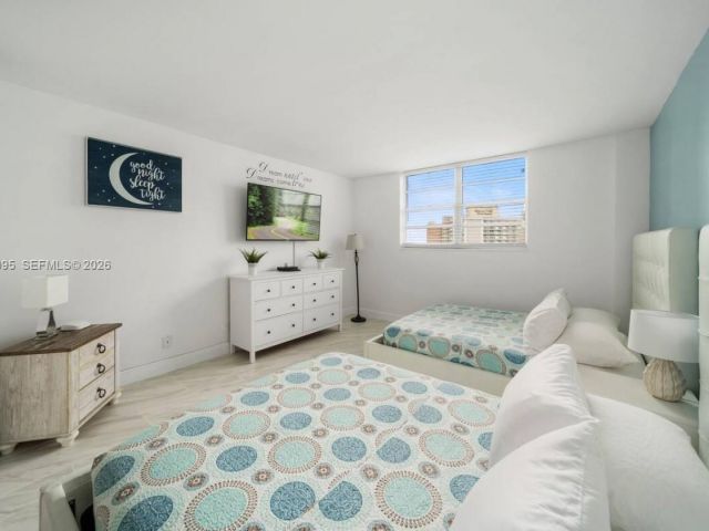 Apartment for rent  Unit #825 - photo 7267578