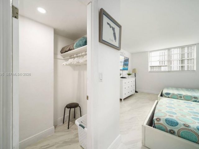 Apartment for rent  Unit #825 - photo 7267582