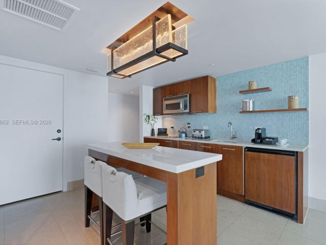 Apartment for sale  Unit #705 - photo 7269209