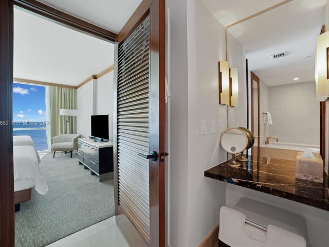 Apartment for sale  Unit #705 - photo 7269213