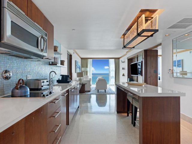 Apartment for sale  Unit #705 - photo 7269218