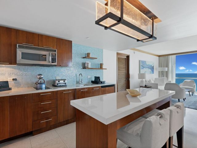 Apartment for sale  Unit #705 - photo 7269222